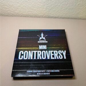 Mini Controversy Eyeshadow Palette - Black